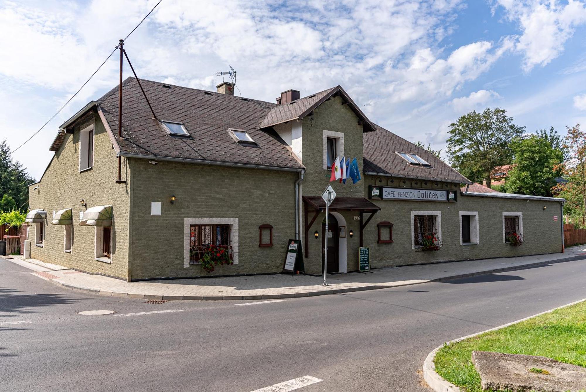 Penzion Dolíček Cheb Esterno foto