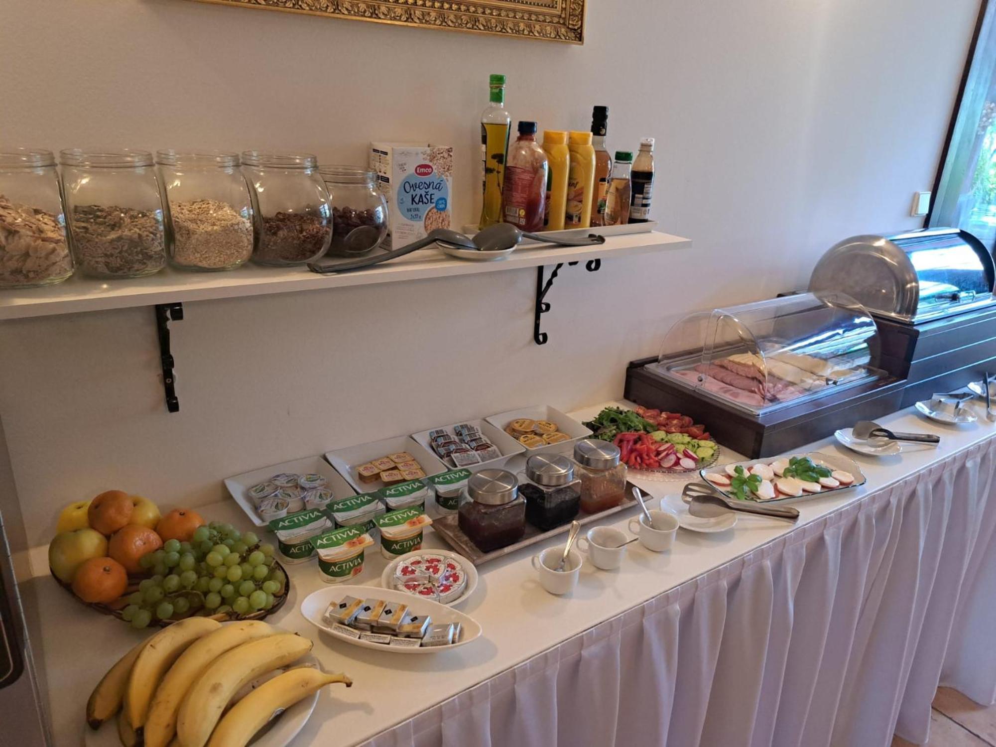 Penzion Dolíček Cheb Esterno foto